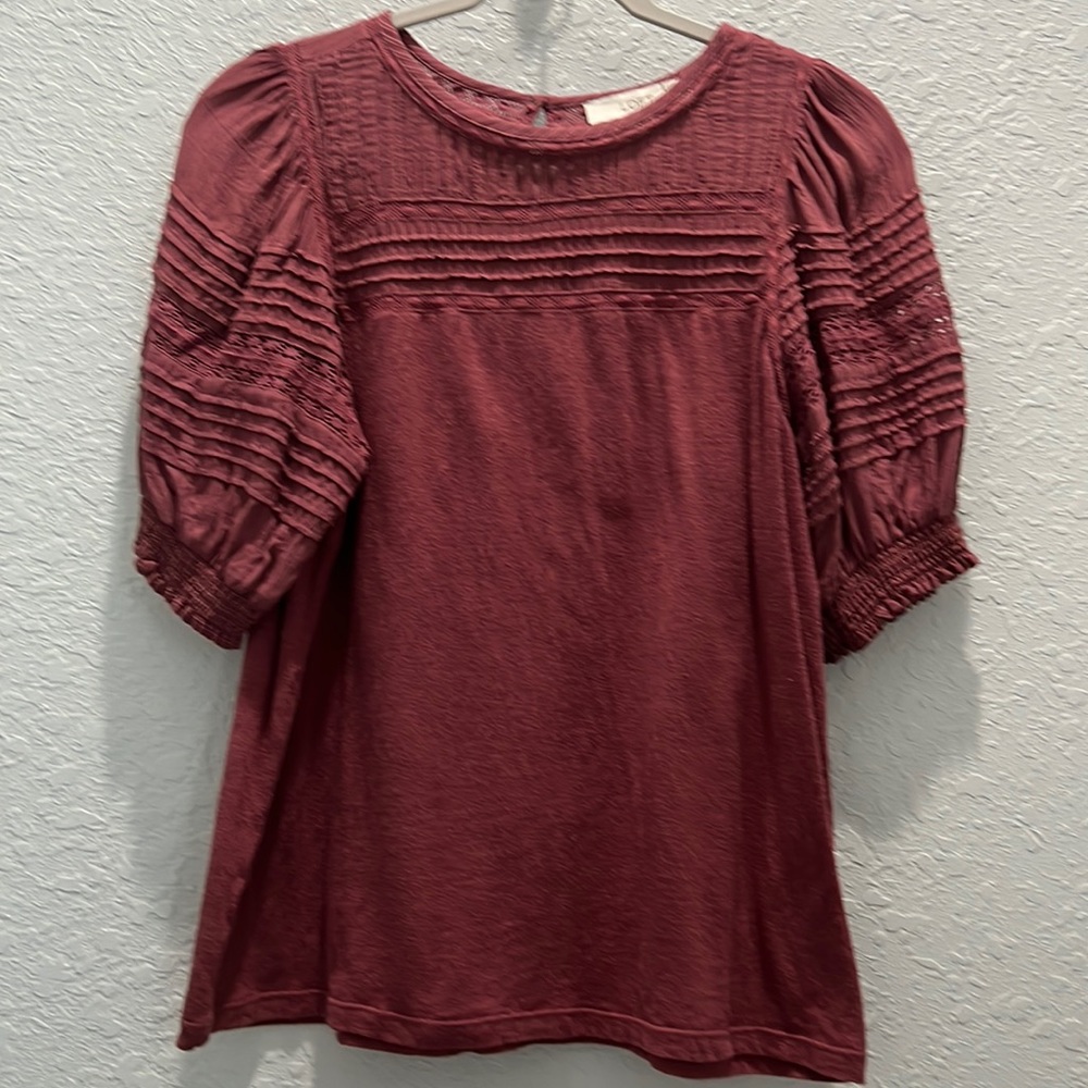 Short sleeve top like new worn twice